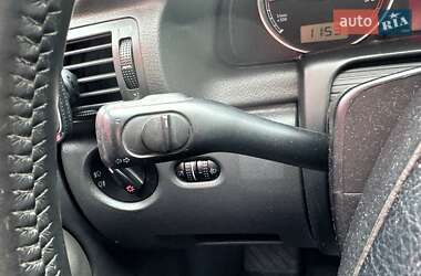 Универсал Volkswagen Passat 2004 в 