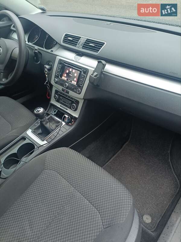 Універсал Volkswagen Passat 2010 в Полтаві фото 14 Універсал Volkswagen Passat 2010 в Полтаві