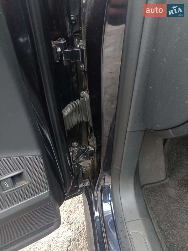 Універсал Volkswagen Passat 2010 в Полтаві фото 27 Універсал Volkswagen Passat 2010 в Полтаві