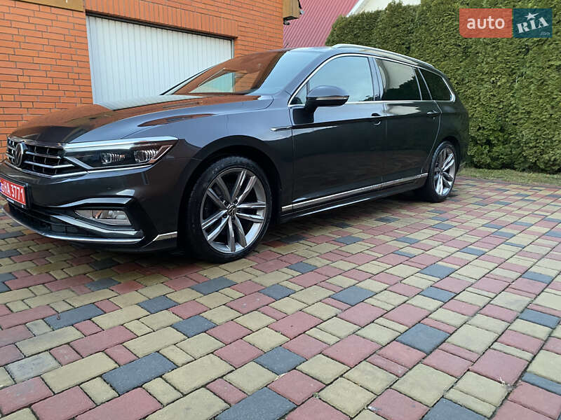 Универсал Volkswagen Passat 2021 в Луцке