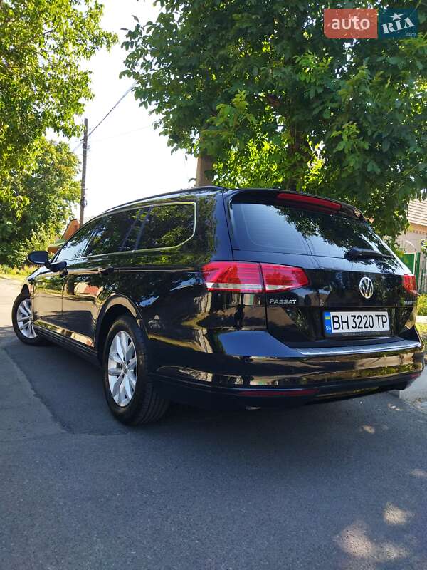 Универсал Volkswagen Passat 2015 в Измаиле