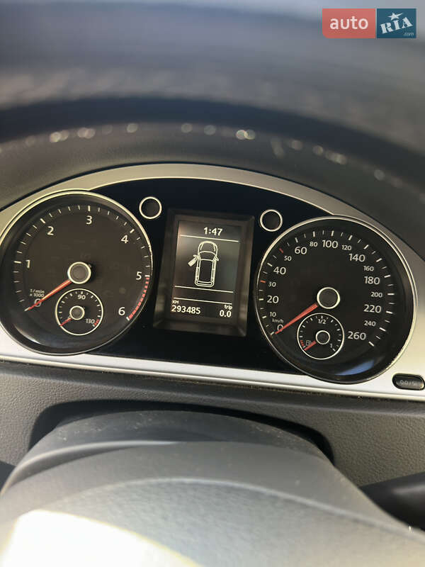 Универсал Volkswagen Passat 2011 в Первомайске