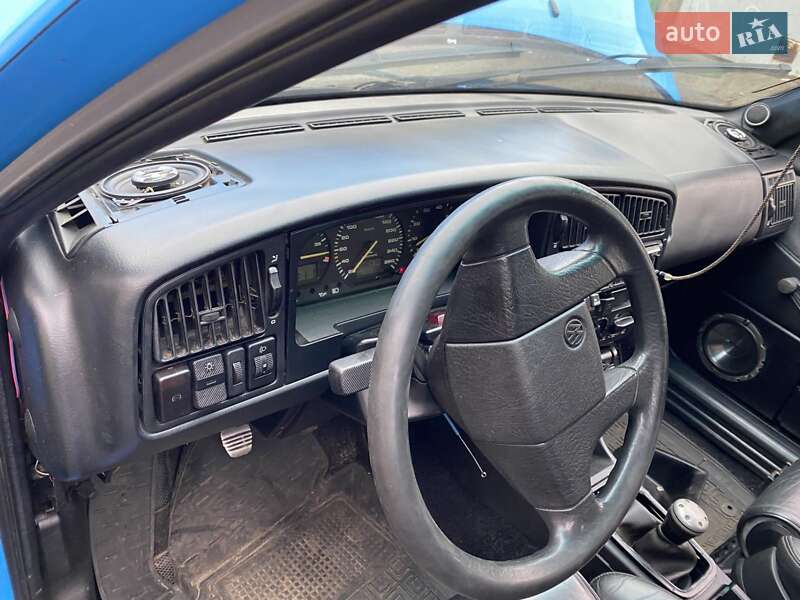 Универсал Volkswagen Passat 1991 в Вишневом фото 5 Универсал Volkswagen Passat 1991 в Вишневом