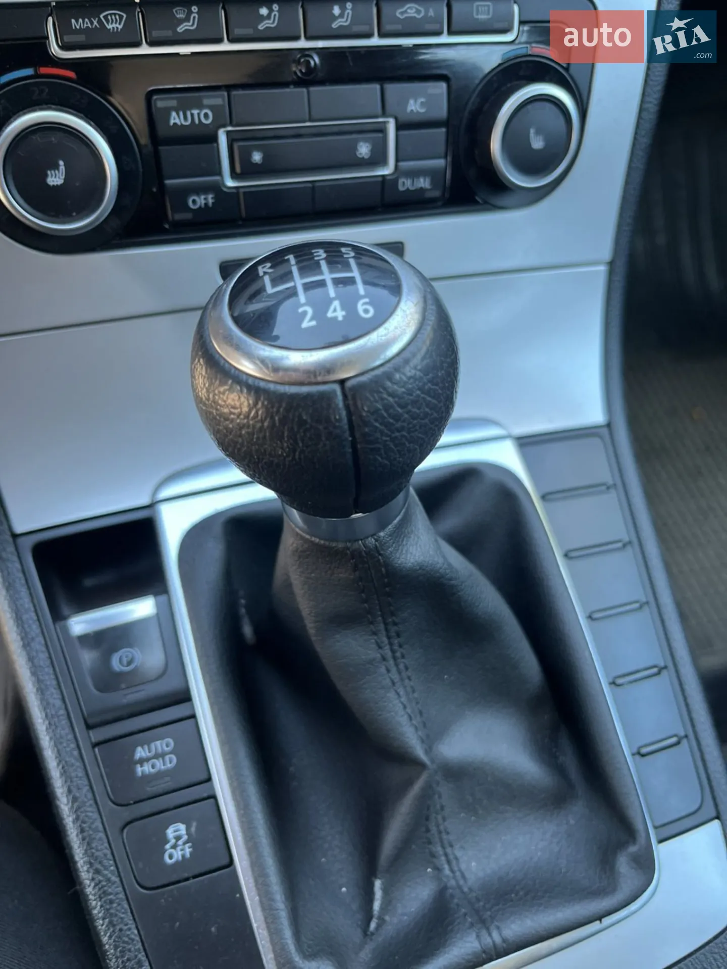 2010 Volkswagen Passat - мініатюра 44