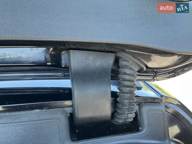 Універсал Volkswagen Passat 2010 в Полтаві фото 47 Універсал Volkswagen Passat 2010 в Полтаві