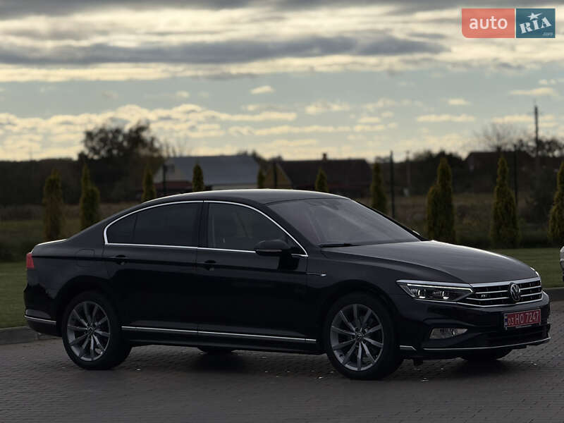 Седан Volkswagen Passat 2022 в Луцьку фото 22 Седан Volkswagen Passat 2022 в Луцьку