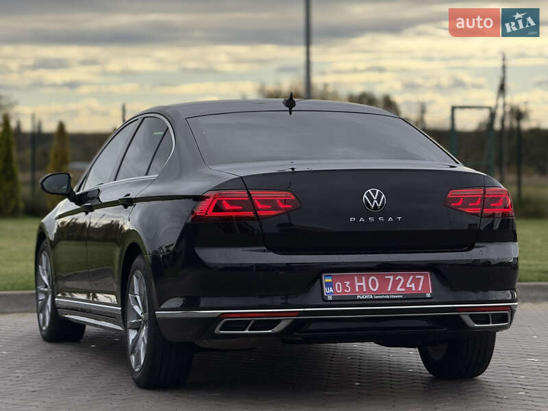 Седан Volkswagen Passat 2022 в Луцьку фото 44 Седан Volkswagen Passat 2022 в Луцьку