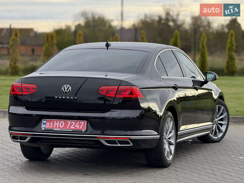 Седан Volkswagen Passat 2022 в Луцьку фото 59 Седан Volkswagen Passat 2022 в Луцьку