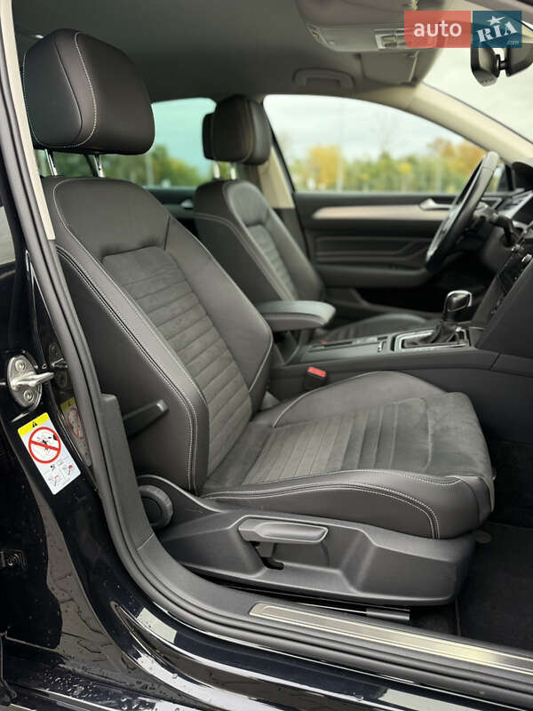 Седан Volkswagen Passat 2022 в Луцьку фото 98 Седан Volkswagen Passat 2022 в Луцьку