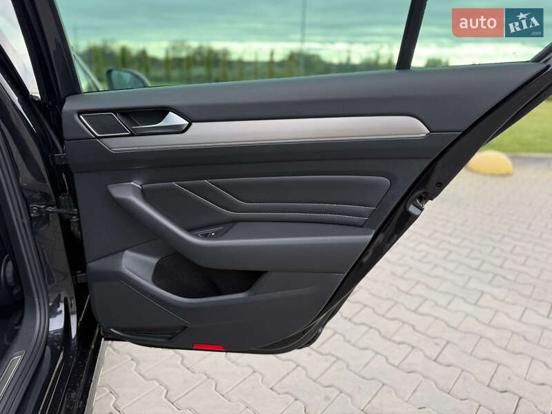 Седан Volkswagen Passat 2022 в Луцьку фото 100 Седан Volkswagen Passat 2022 в Луцьку