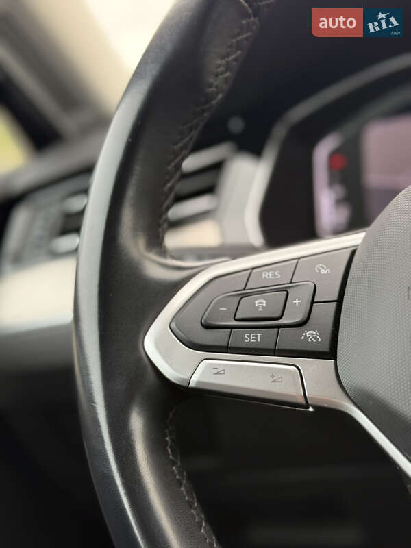 Седан Volkswagen Passat 2022 в Луцьку фото 119 Седан Volkswagen Passat 2022 в Луцьку