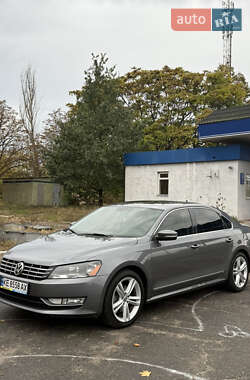 Седан Volkswagen Passat 2013 в Дніпрі