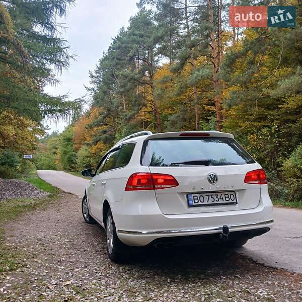 Универсал Volkswagen Passat 2011 в Теребовле