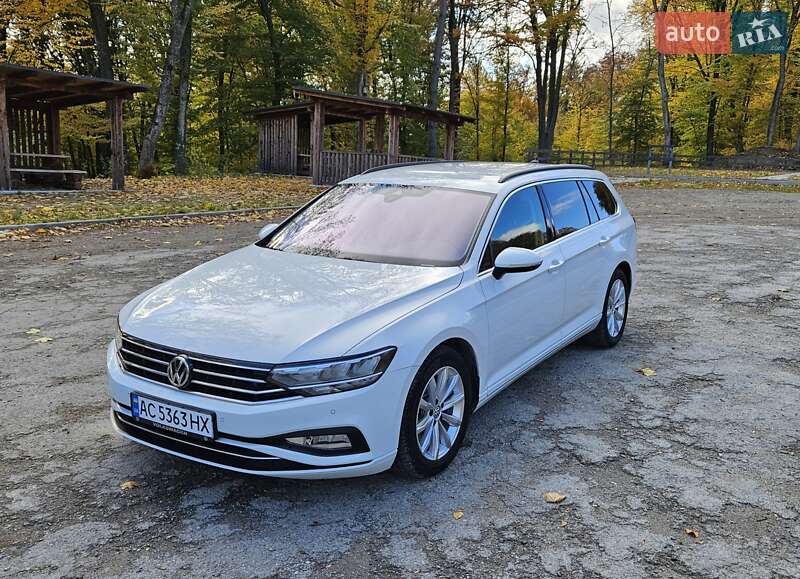 Универсал Volkswagen Passat 2020 в Бережанах