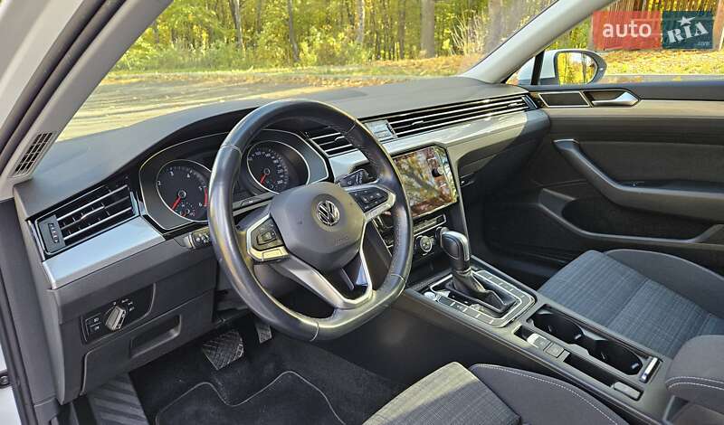 Универсал Volkswagen Passat 2020 в Бережанах