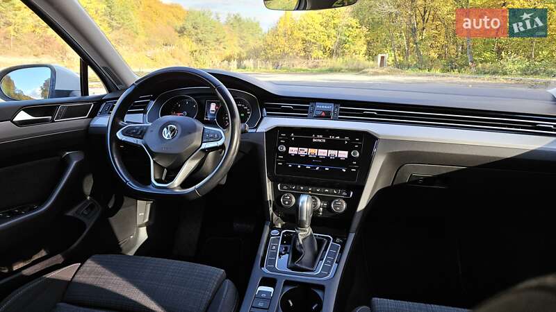 Универсал Volkswagen Passat 2020 в Бережанах