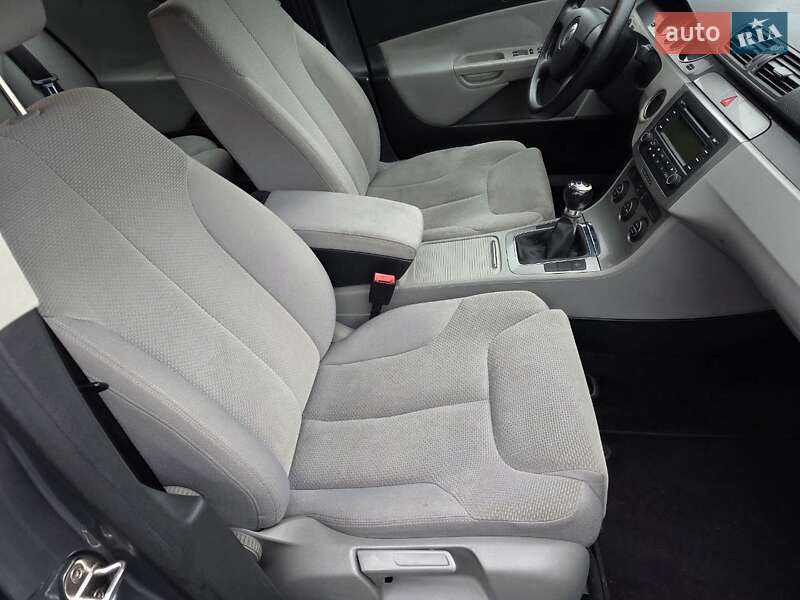 Седан Volkswagen Passat 2005 в Тернополі