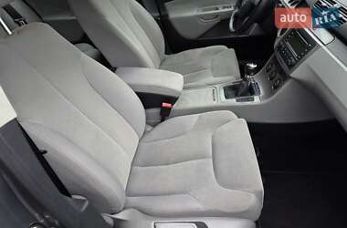 Седан Volkswagen Passat 2005 в 
