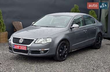 Седан Volkswagen Passat 2005 в 