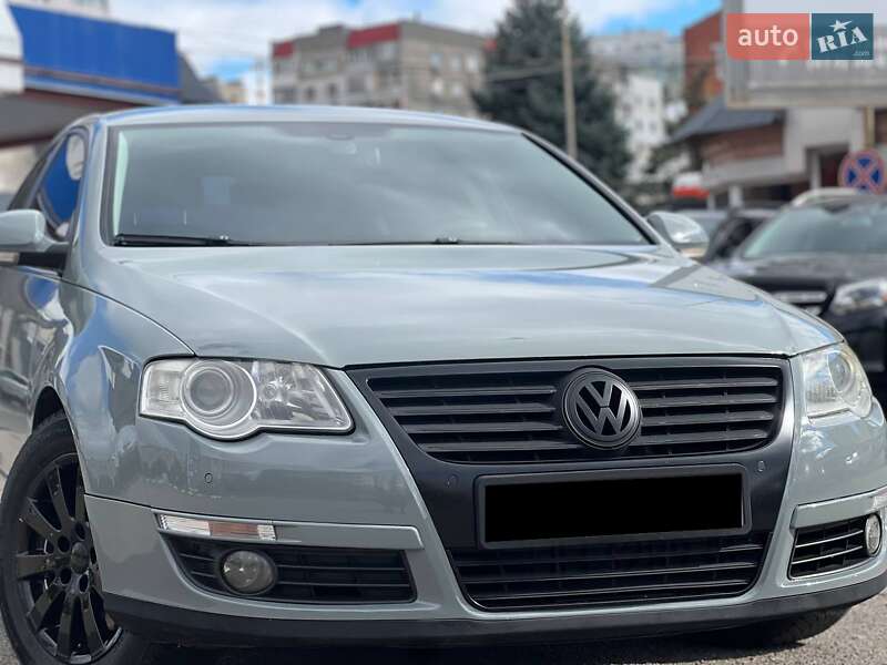 Седан Volkswagen Passat 2009 в Одессе