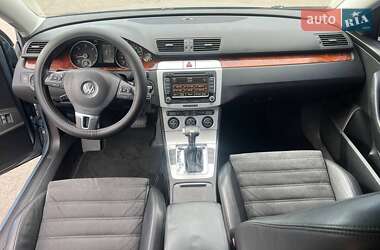 Седан Volkswagen Passat 2009 в 