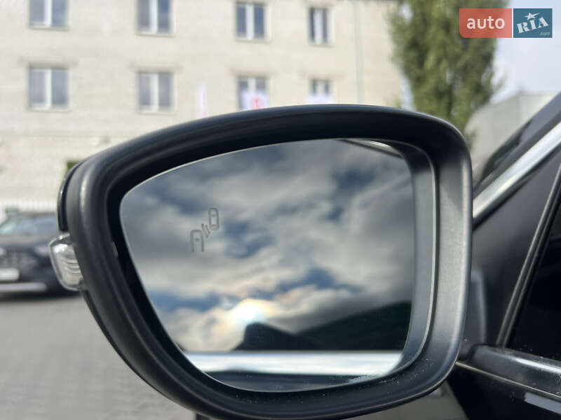 Седан Volkswagen Passat 2016 в Києві