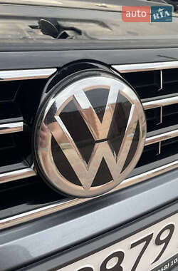 Седан Volkswagen Passat 2016 в 