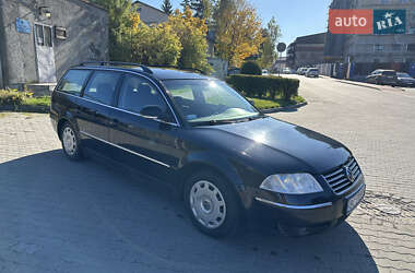 Універсал Volkswagen Passat 2004 в Львові