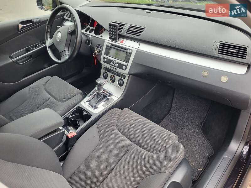 Универсал Volkswagen Passat 2008 в Виннице