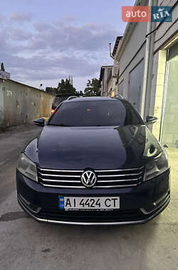 Универсал Volkswagen Passat 2011 в 