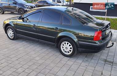 Седан Volkswagen Passat 1997 в 