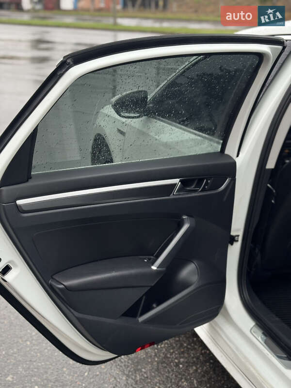 Седан Volkswagen Passat 2017 в Лубнах фото 23 Седан Volkswagen Passat 2017 в Лубнах