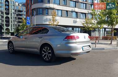 Седан Volkswagen Passat 2016 в 