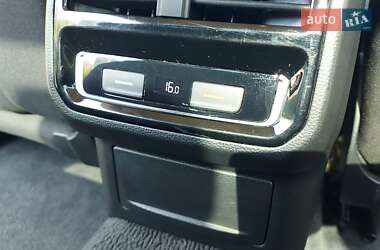 Седан Volkswagen Passat 2016 в 