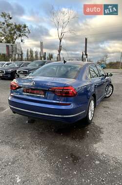 Седан Volkswagen Passat 2016 в 