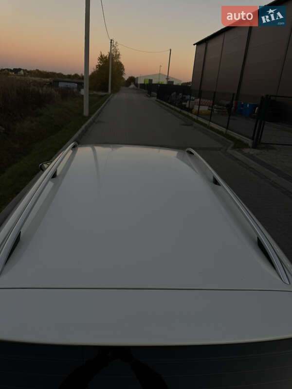 Універсал Volkswagen Passat 2012 в Івано-Франківську