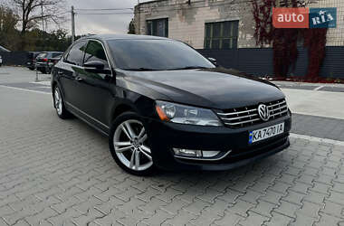 Седан Volkswagen Passat 2014 в Киеве