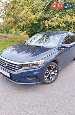 Седан Volkswagen Passat 2020 в Києві
