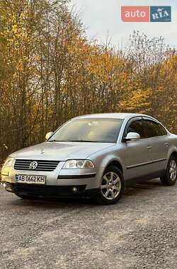 Седан Volkswagen Passat 2004 в  фото 20 Седан Volkswagen Passat 2004 в