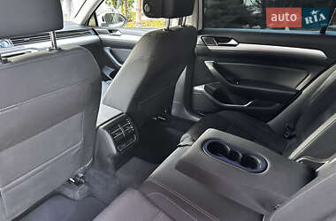 Универсал Volkswagen Passat 2016 в 