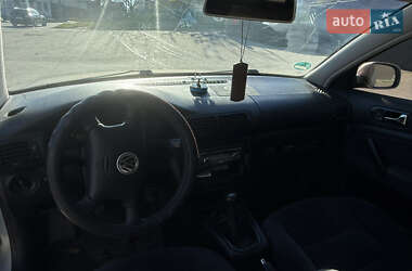 Универсал Volkswagen Passat 2000 в Ивано-Франковске