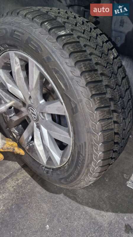 Універсал Volkswagen Passat 2015 в Києві