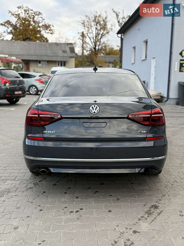 Седан Volkswagen Passat 2017 в Луцке фото 15 Седан Volkswagen Passat 2017 в Луцке