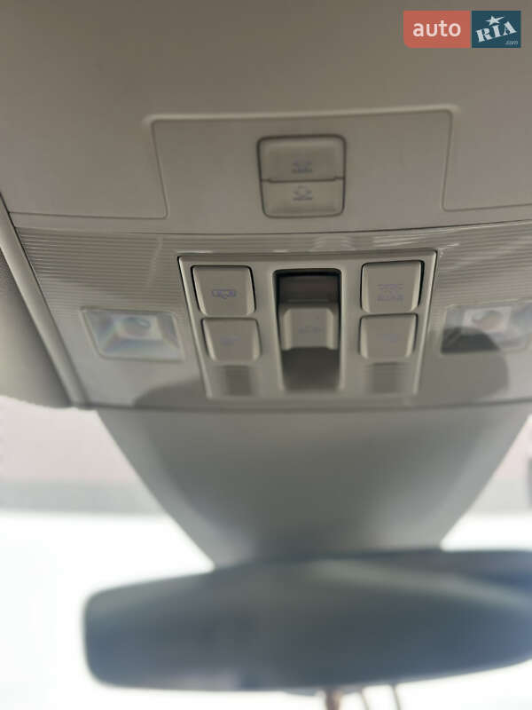 Универсал Volkswagen Passat 2016 в Софиевской Борщаговке фото 20 Универсал Volkswagen Passat 2016 в Софиевской Борщаговке