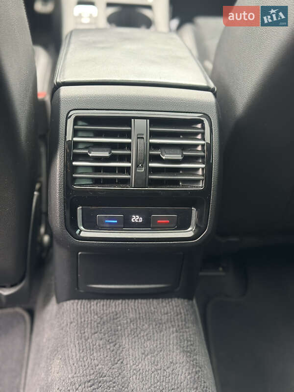 Универсал Volkswagen Passat 2016 в Софиевской Борщаговке фото 25 Универсал Volkswagen Passat 2016 в Софиевской Борщаговке