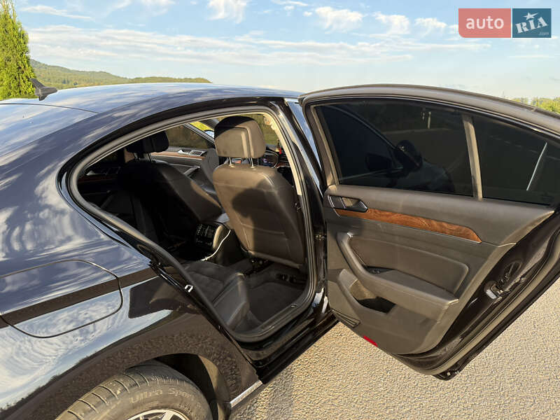 Седан Volkswagen Passat 2018 в Виноградове