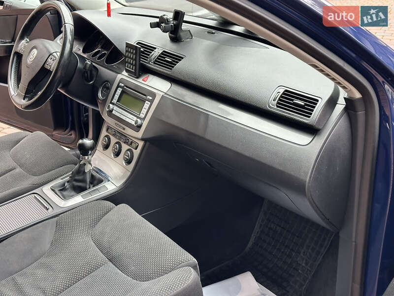 Универсал Volkswagen Passat 2006 в Ивано-Франковске фото 139 Универсал Volkswagen Passat 2006 в Ивано-Франковске