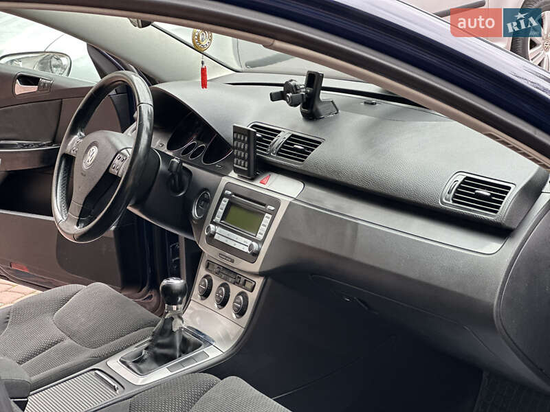 Универсал Volkswagen Passat 2006 в Ивано-Франковске фото 140 Универсал Volkswagen Passat 2006 в Ивано-Франковске