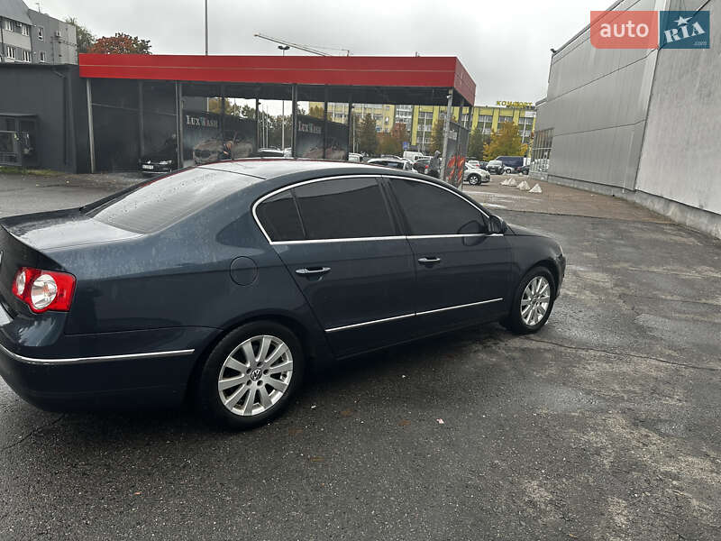 Седан Volkswagen Passat 2005 в Львові фото 18 Седан Volkswagen Passat 2005 в Львові