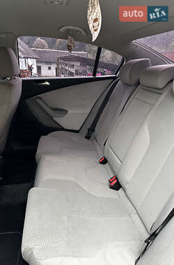 Седан Volkswagen Passat 2005 в  фото 27 Седан Volkswagen Passat 2005 в